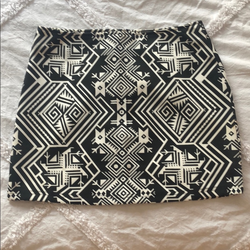 Forever 21 Mini Skirt Sz S
